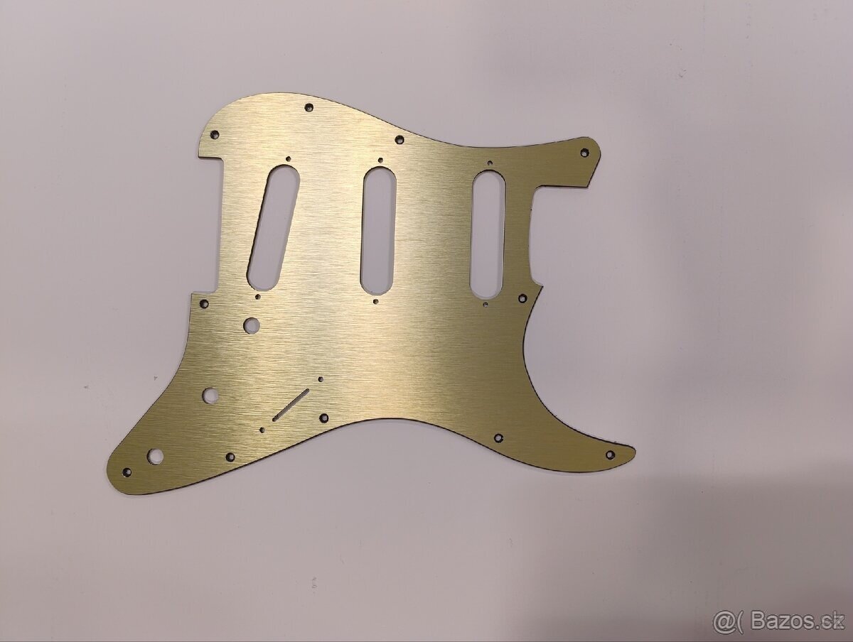 Pickguard pro STRATOCASTER broušený hliník - 3
