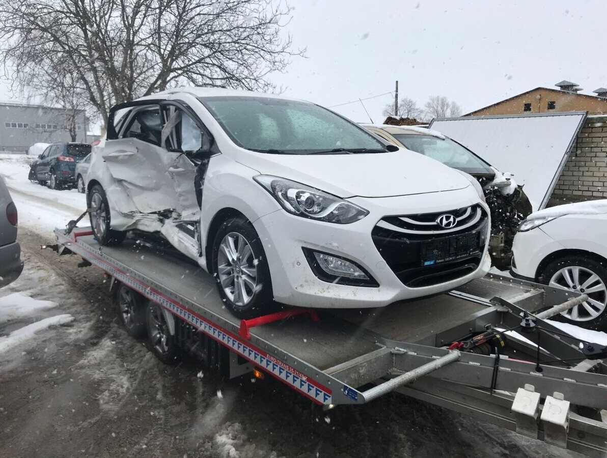 Hyundai i30 2012 - 2017 hatchback - 3