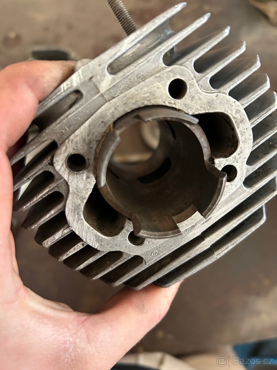 Jawa 05 motor - 3
