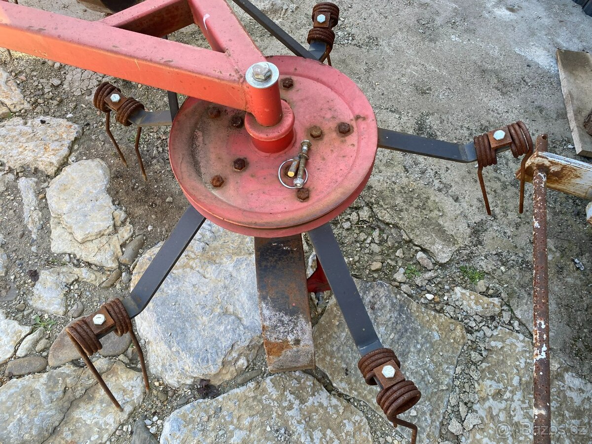 Obraceč sena - 3