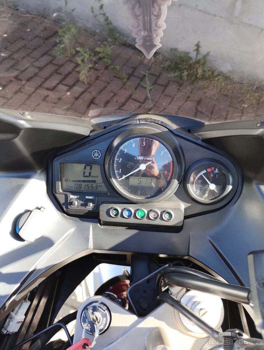 Yamaha - 3