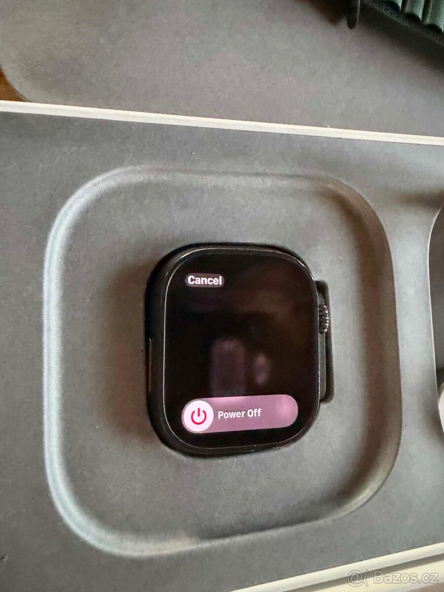 Apple Watch Ultra 2 49mm - 3