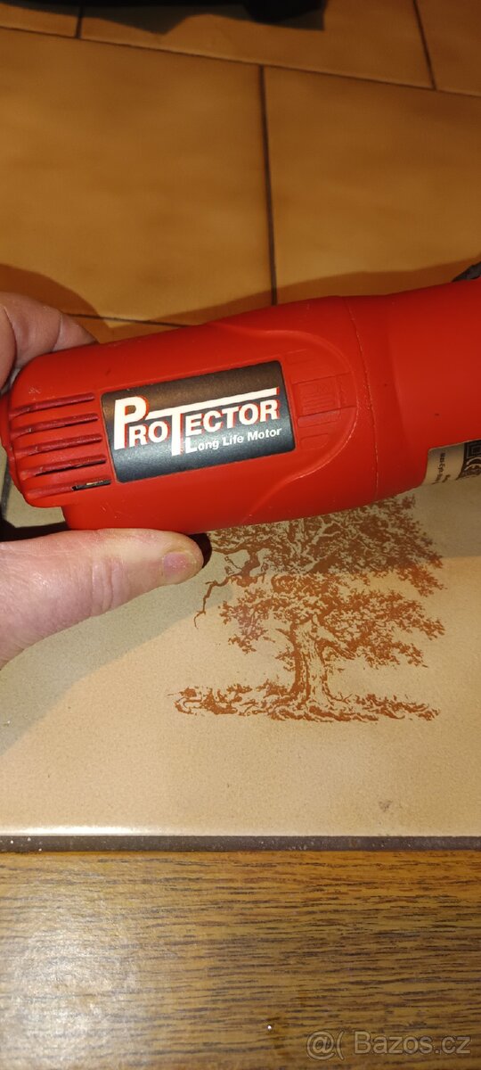 Úhlová bruska Milwaukee 125 - 3