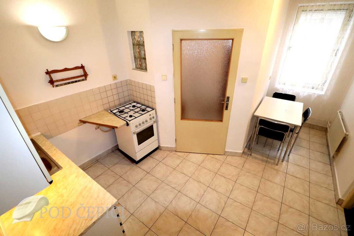 Pronájem rodinného domu s garáží, 2 byty, 148m2, Jundrov - 3