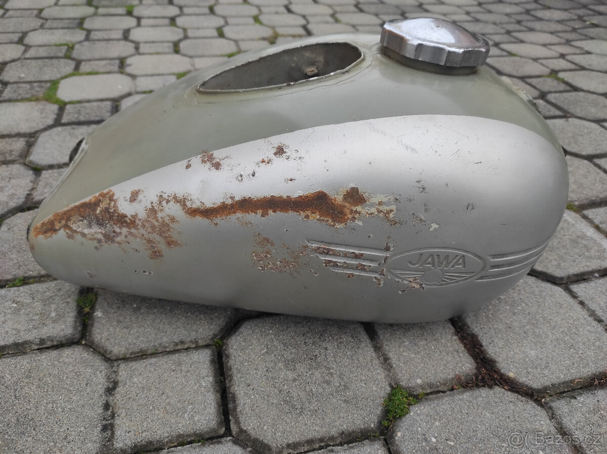 nádrž jawa pérák - 3