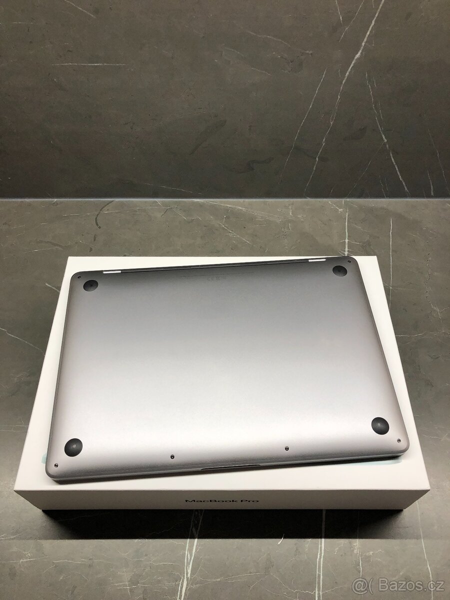 MacBook Pro 13" (M1, 2021) – 16 GB RAM, 512 GB – Výborný st - 3