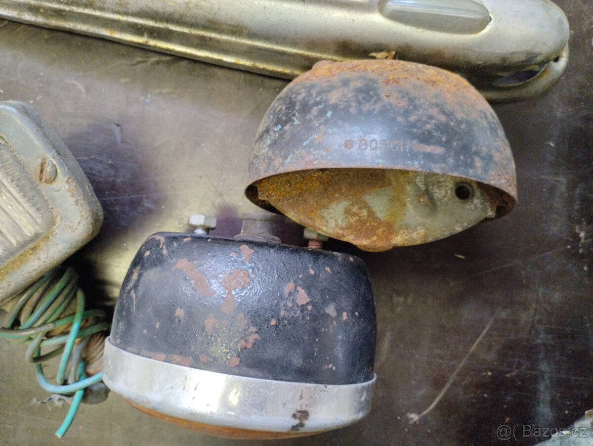 Prodám Světla , paraboly , odrazky , rámečky , zr - 3