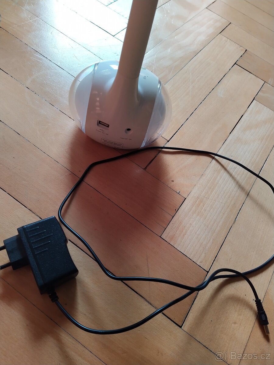 Prodám led lampičku s bluetooth reproduktorem - 3