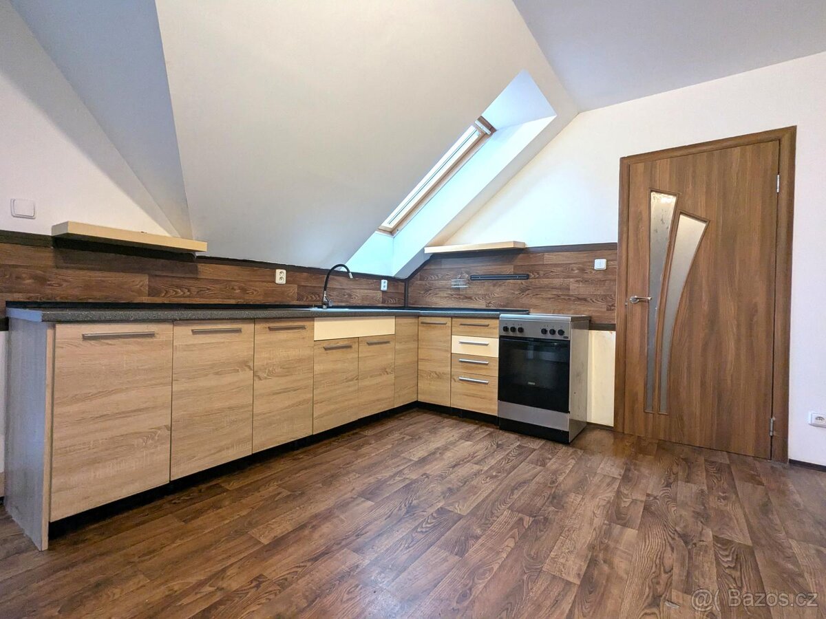 Pronájem bytu 4+ kk, Ukrajinská 418, Litvínov - 3