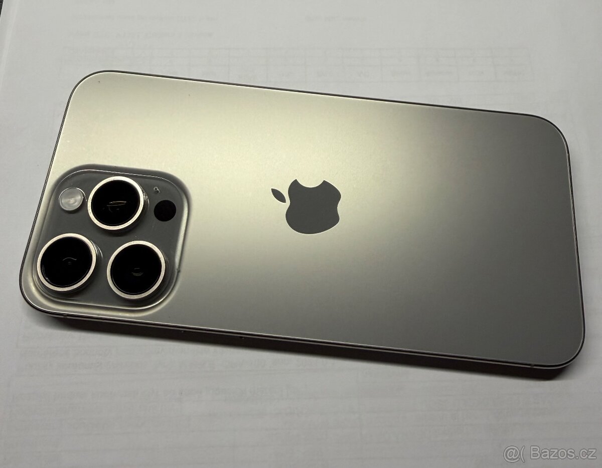 Apple iPhone 15 Pro Max 512GB - 3