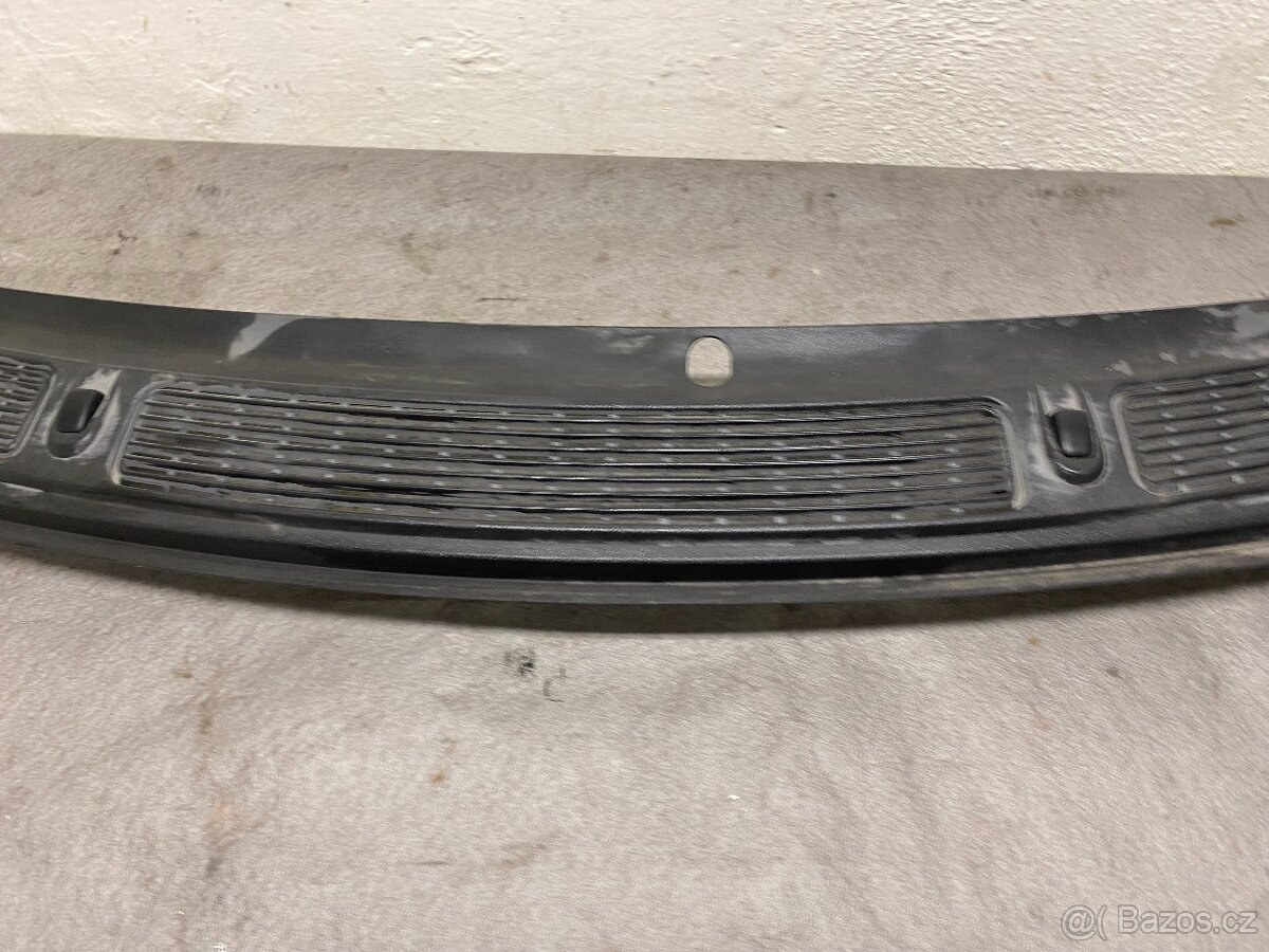 ŠKODA FABIA 2 2007-2014 - PLAST POD STĚRAČE - 3