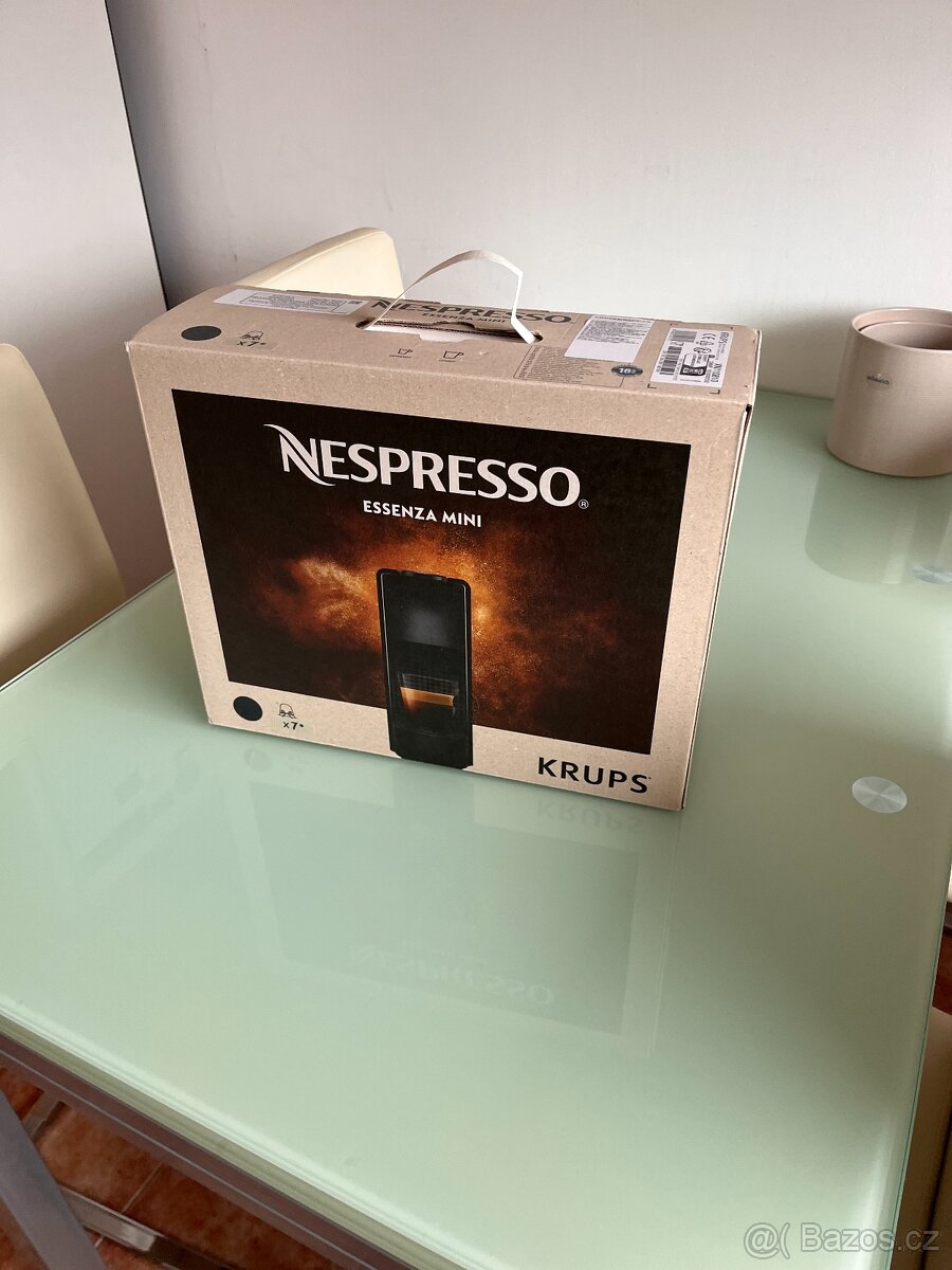 Kapslový kávovar Krups Nespresso Essenza mini - 3