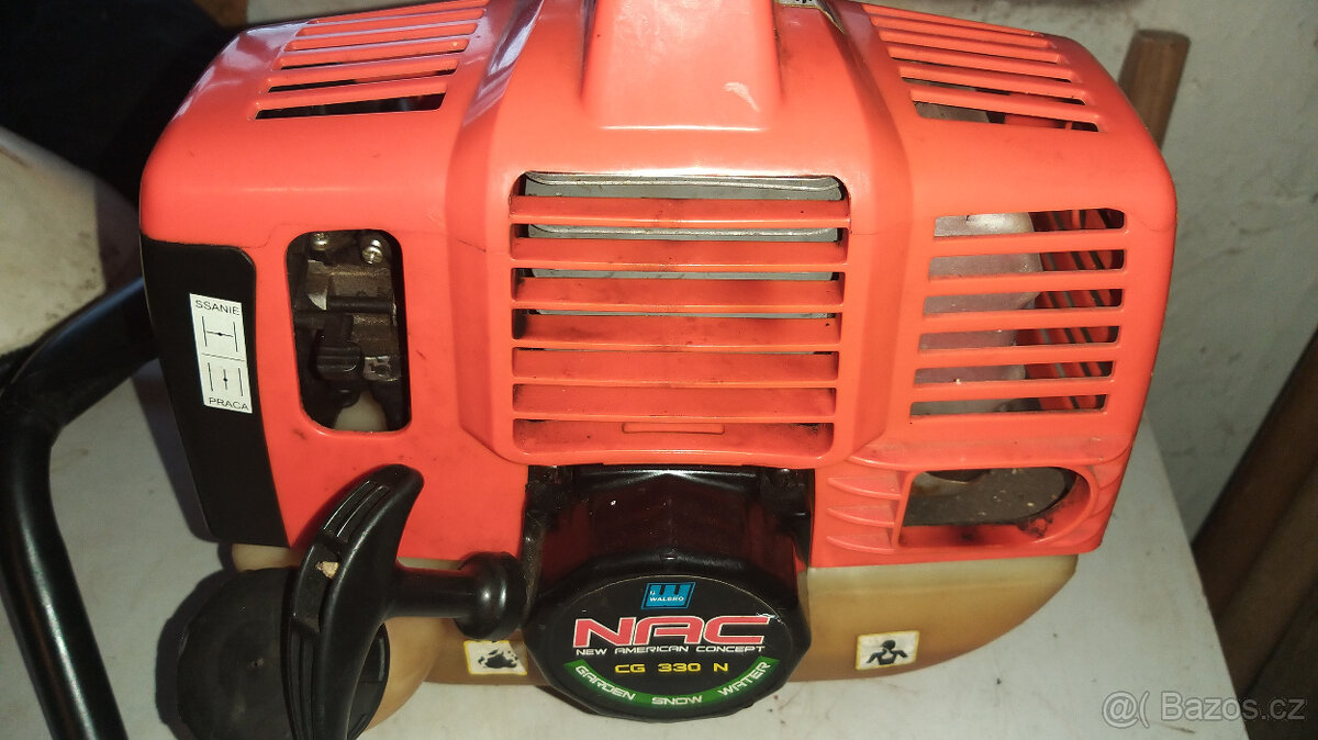 Benzínovy motor křovinořez - 3