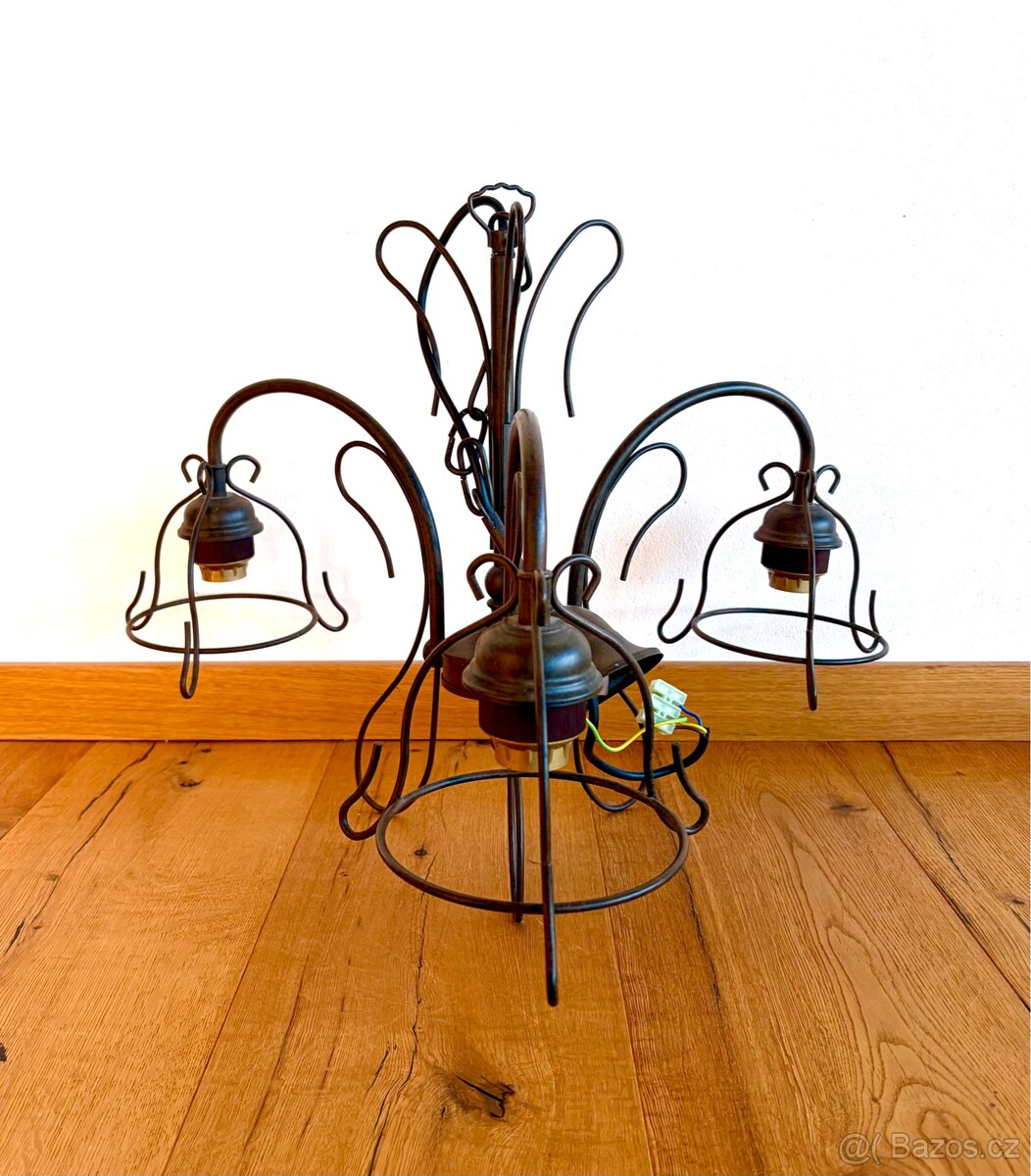 Starý kovaný lustr - 3