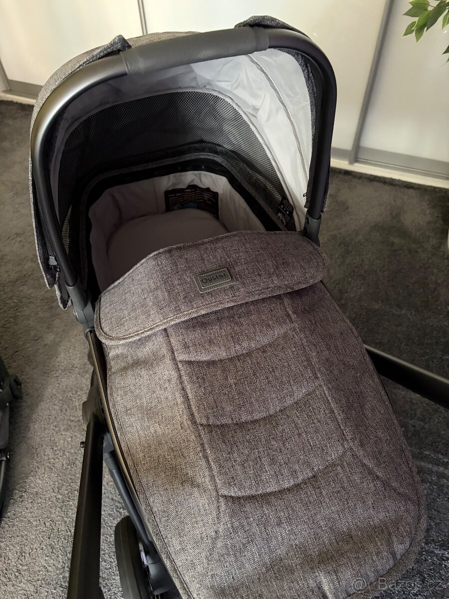 Kočárek Oyster 3 - 3