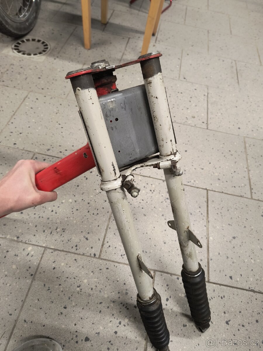 Rám Jawa pionýr - 3