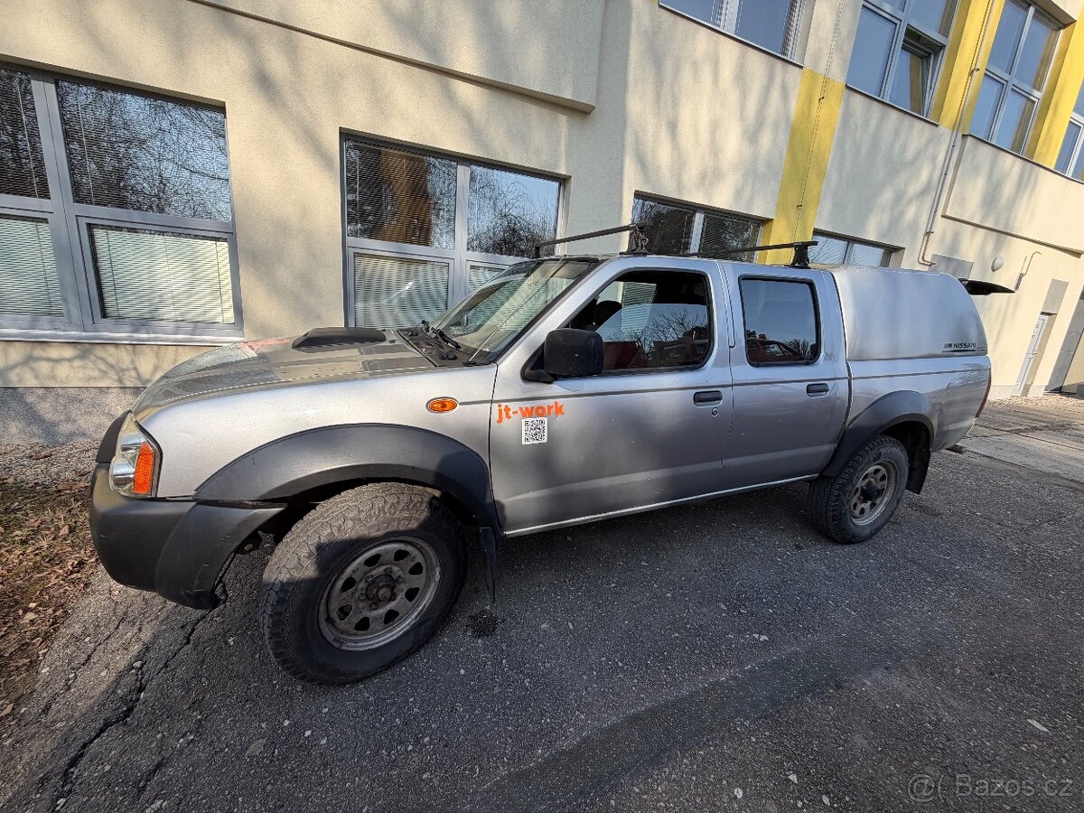 Nissan np300 Navara - 3