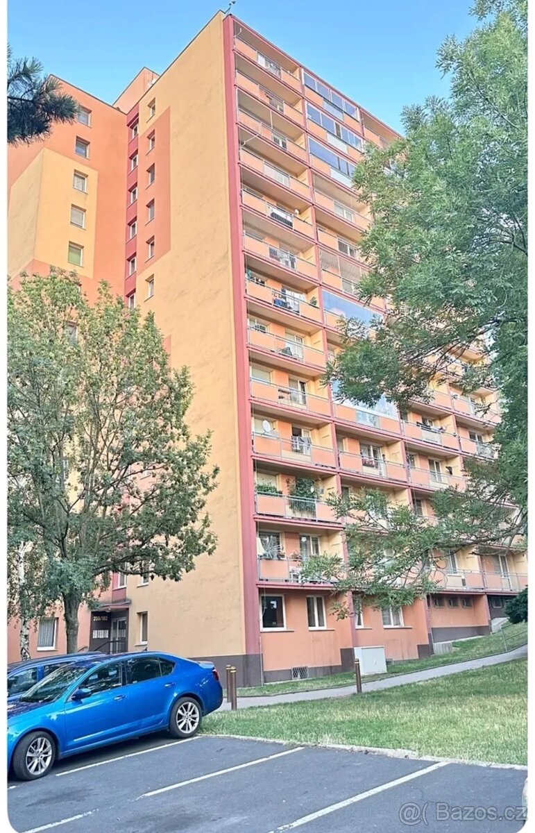 Prodej bytu 2+1 Bílina - 3