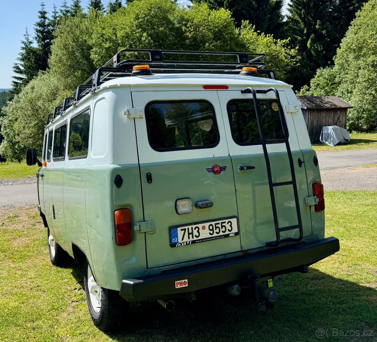 UAZ 2206 BUCHANKA