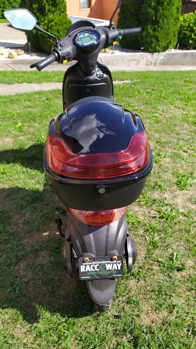 Prodám e- moped - v záruce - 3