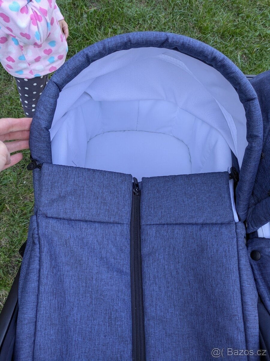 Dvojkočárek / kombinovaný kočárek / sourozenecký kočárek - 3