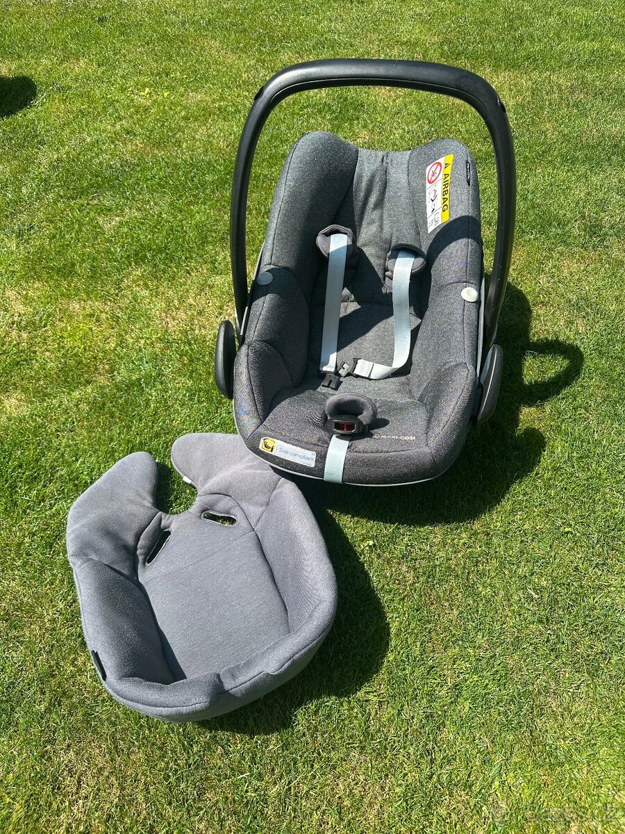 Autosedačka Maxi-Cosi Pebble Plus + 2Way Pearl + základna - 3