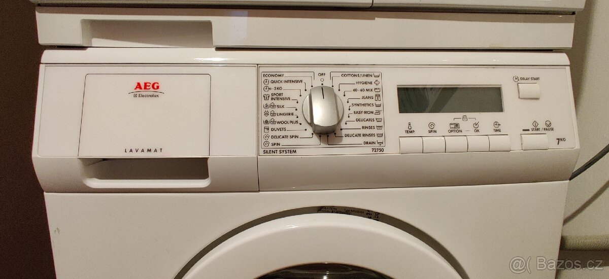 Pračka a sušička AEG na servis pro kutila za odvoz - 3