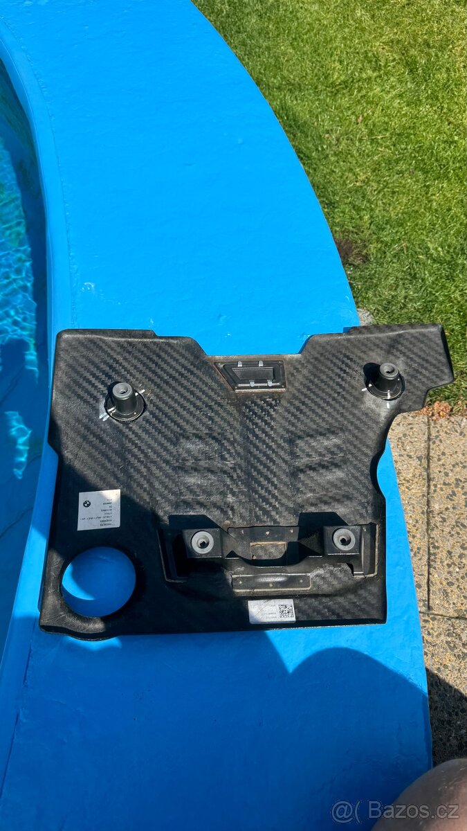 BMW M5 f90,M8 X5M X6M karbonový kryt motoru original - 3