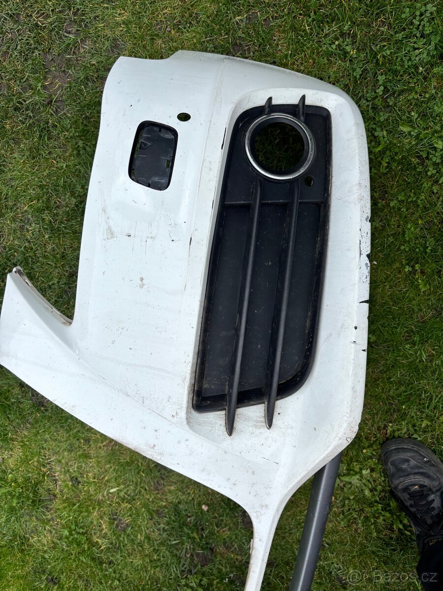 Audi a4b8 Sline nárazník - 3