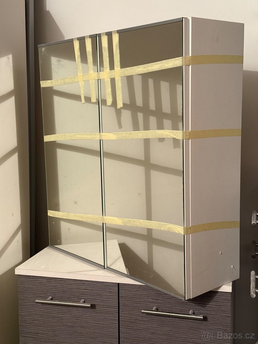 Prodám set 3 skříněk do koupelny - 3