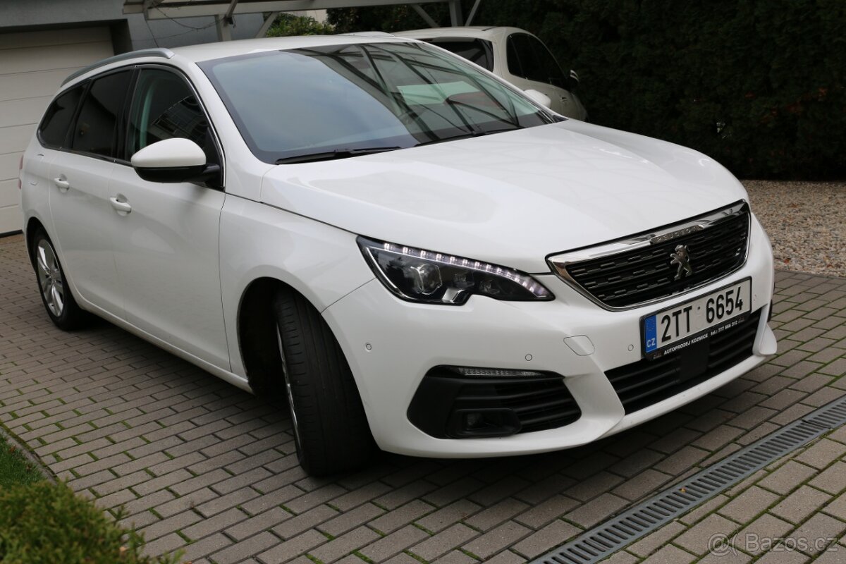 Peugeot 308 1.5 96KW,HDi Allure, TAŽNÉ - 3