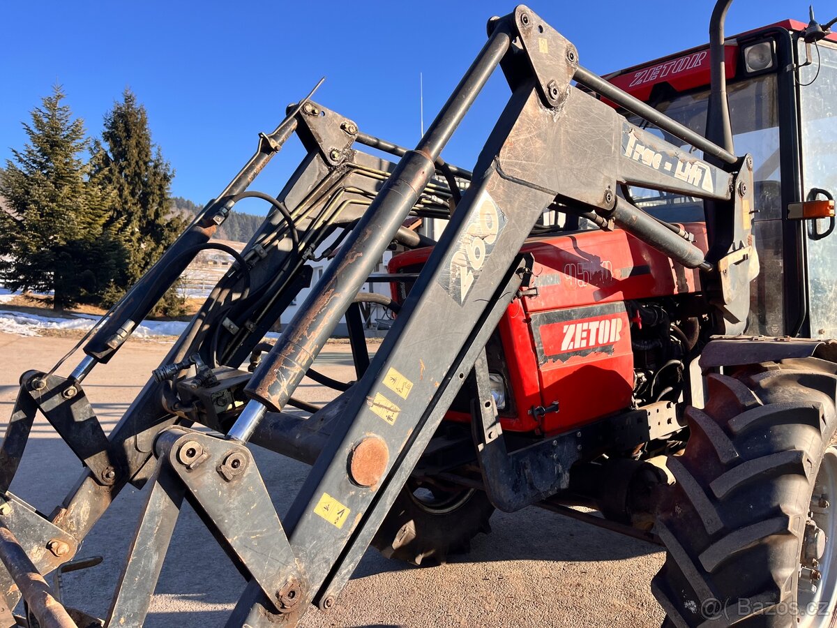 Zetor 9540 s celním nakladačem - 3