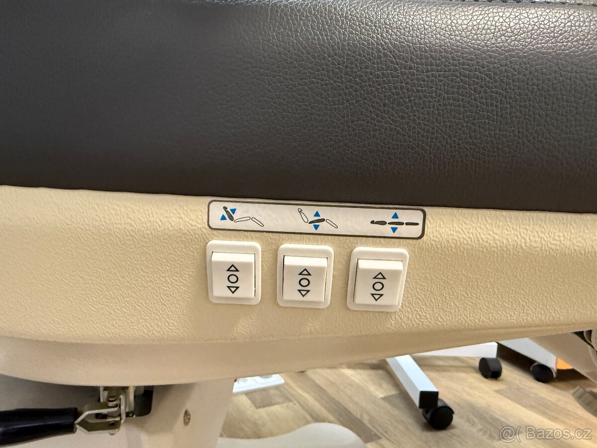 Pedikérské třímotorové křeslo - 3