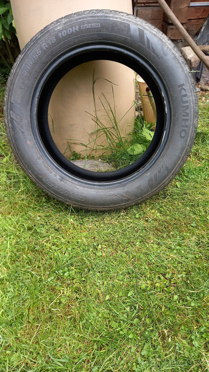 prodám pneu r18 - 3