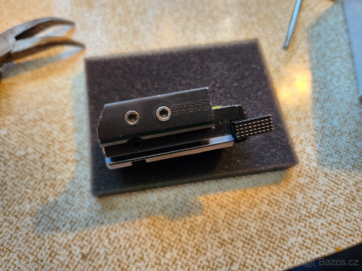 Airsoft Laserový zaměřovač - 3