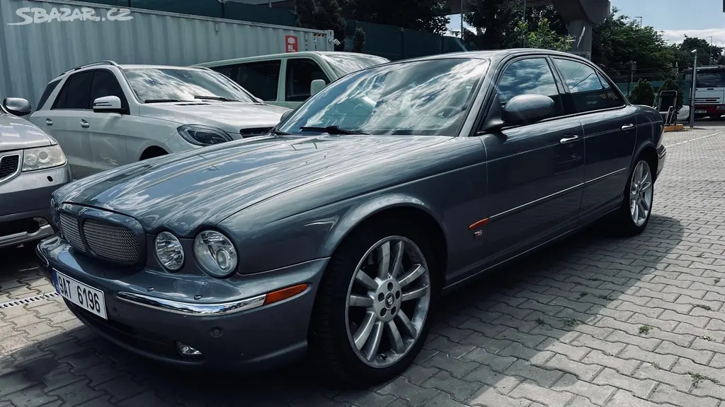 Jaguar XJR 4.0 supercharged 2004 - 3