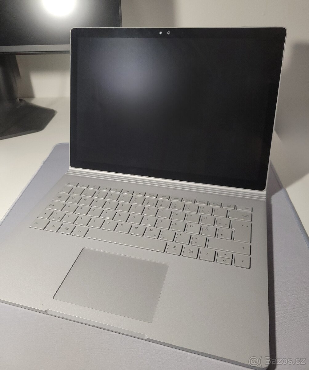Microsoft Surface Book 1 - i7, 16/512, NVIDIA 940M - 3