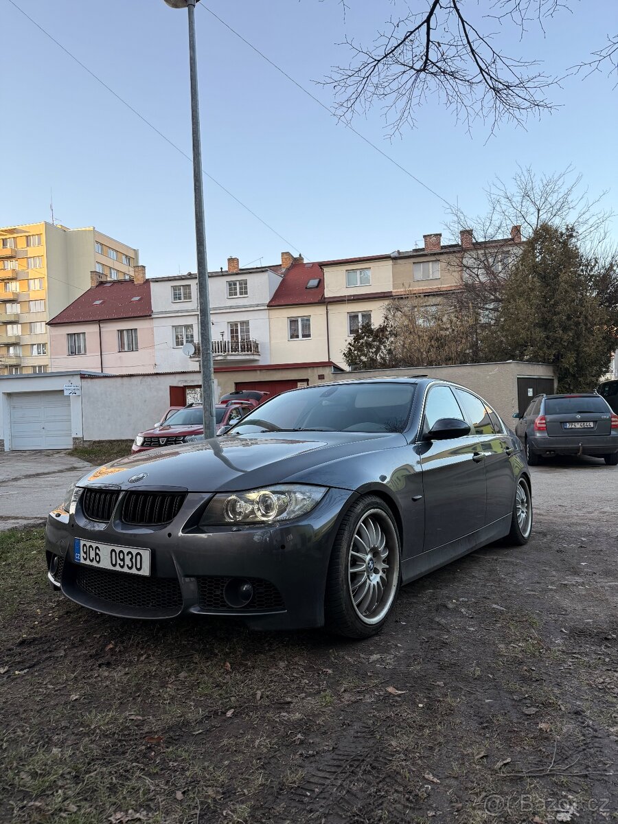 BMW e90 330i - 3