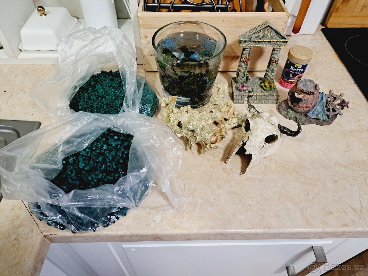 Akvárium s příslušenstvím - 3