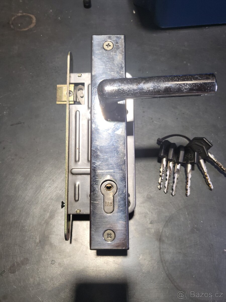 Bezpečnostní kování - 3