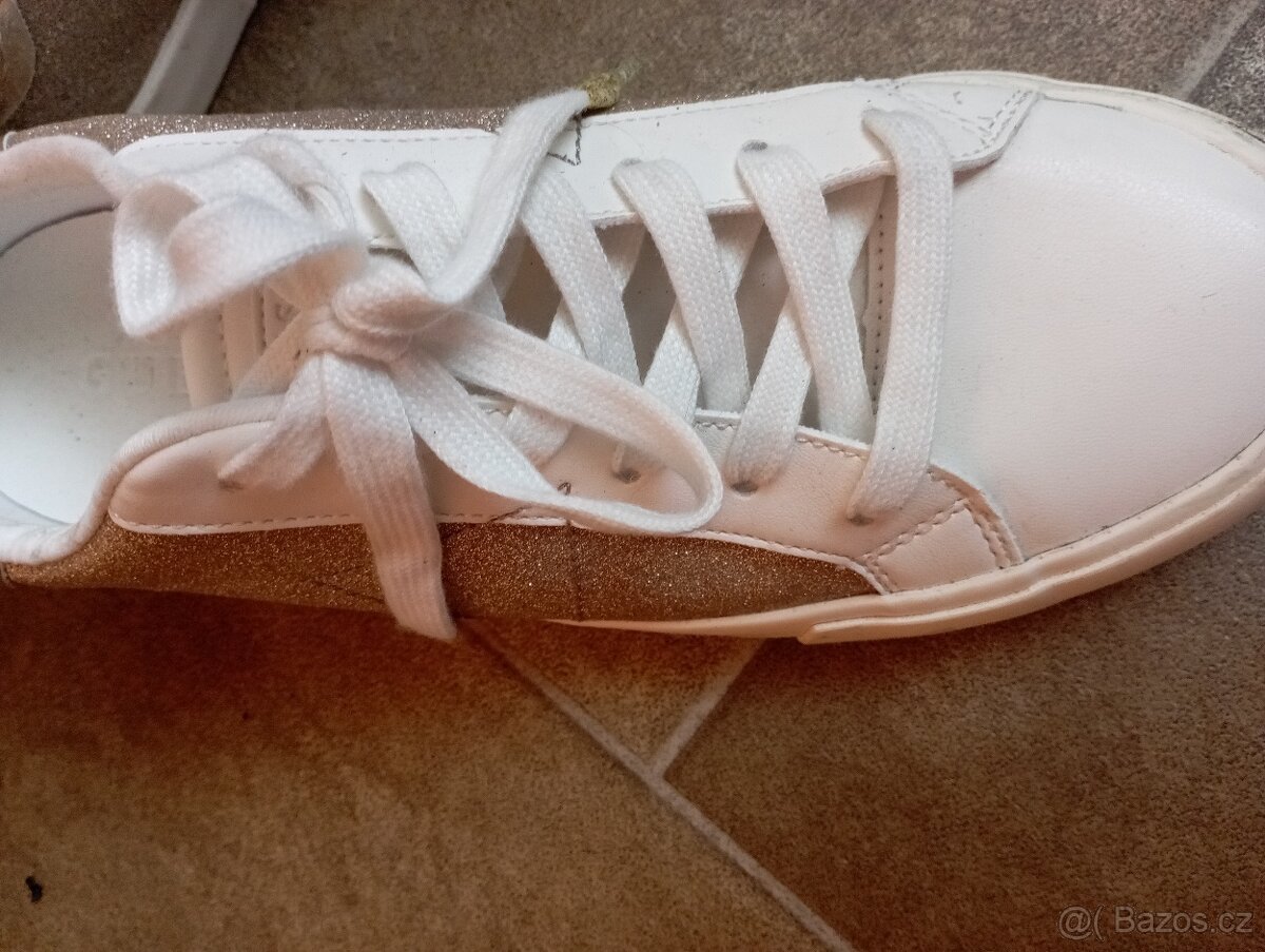 Dámské tenisky Guess 41 - 3