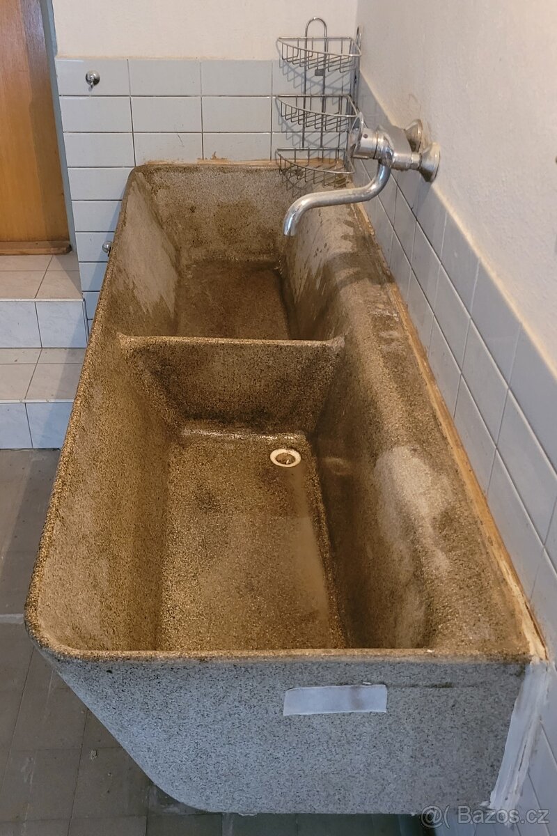 Dlouhý umývací RETRO betonový dřez - žlab z umělého kamene - 3