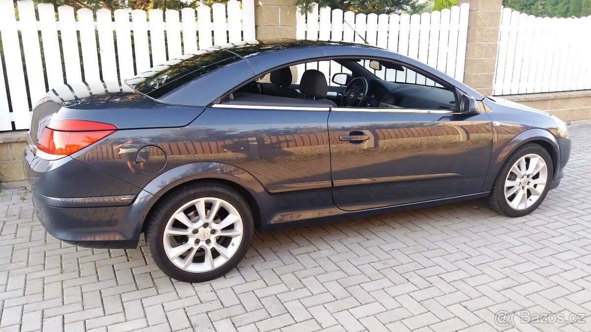 Opel Astra Cabrio / 1.9 CDTi, 150 PS / serviska, 1. majitel - 3