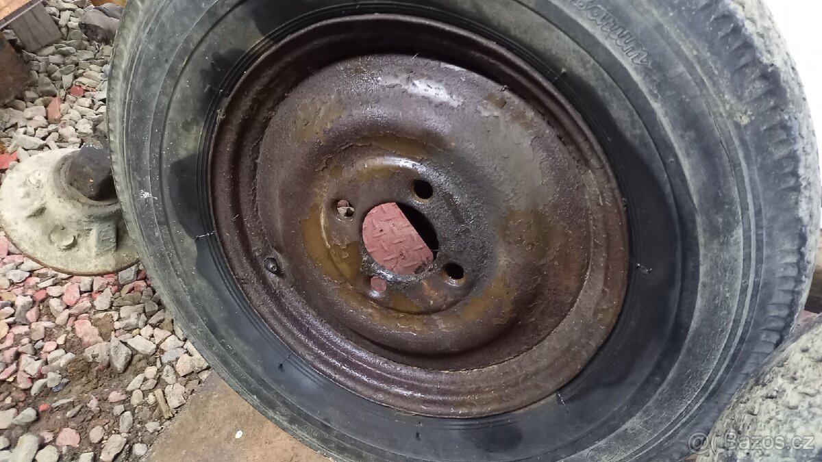 Zetor 25A/K-přední kola - 3