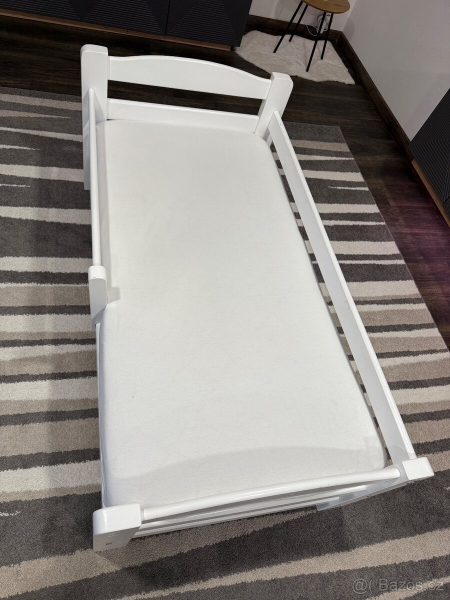 Dětská postel se zábranou bílá - 3
