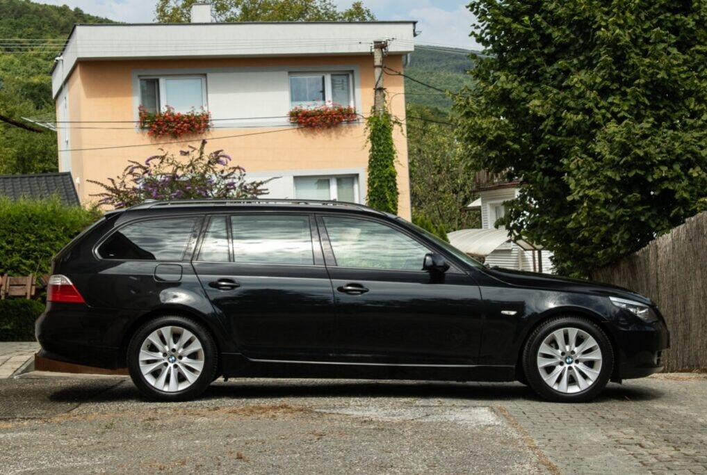 BMW 530d Touring - 3