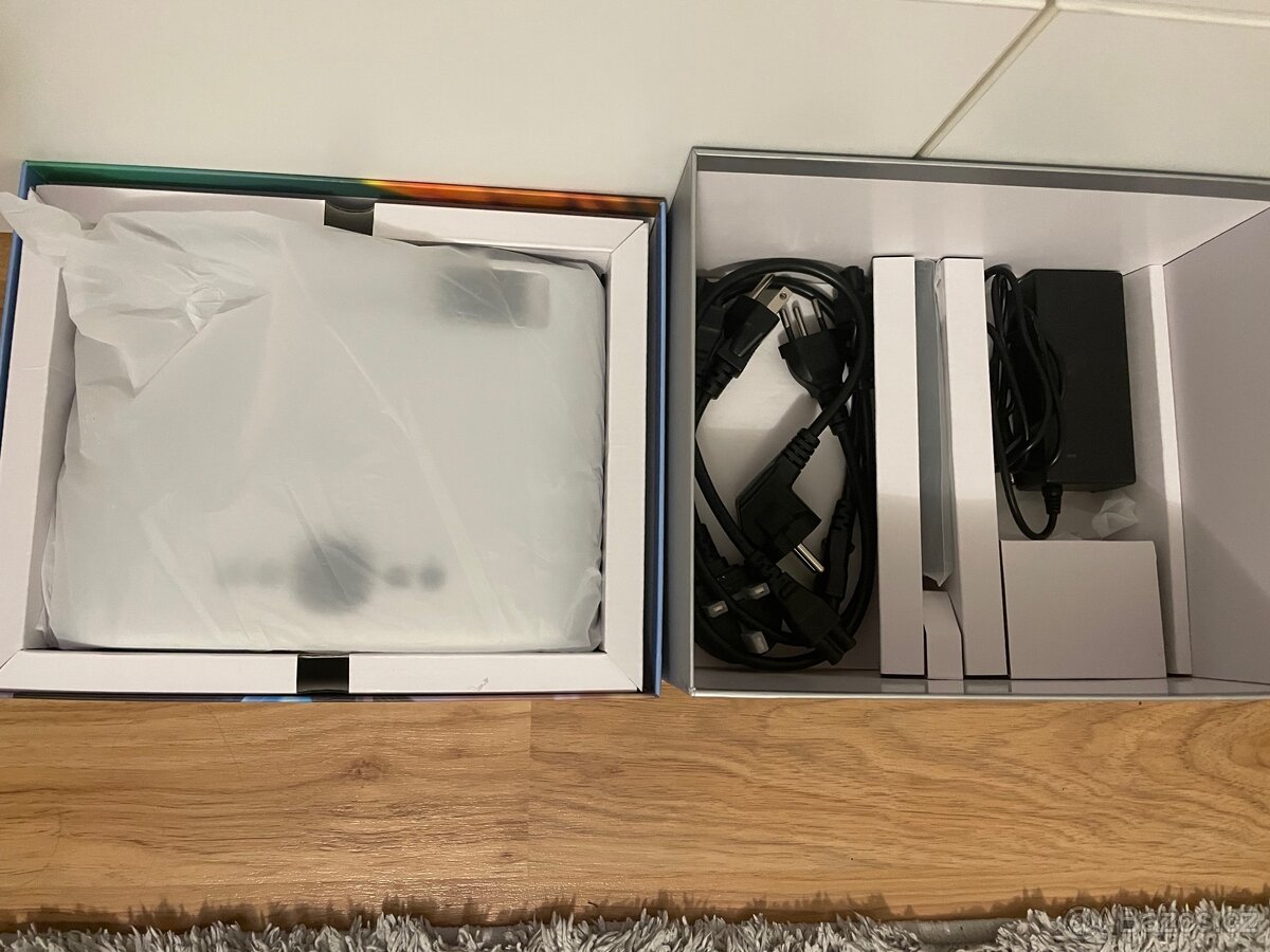 Pojektor philips - 3