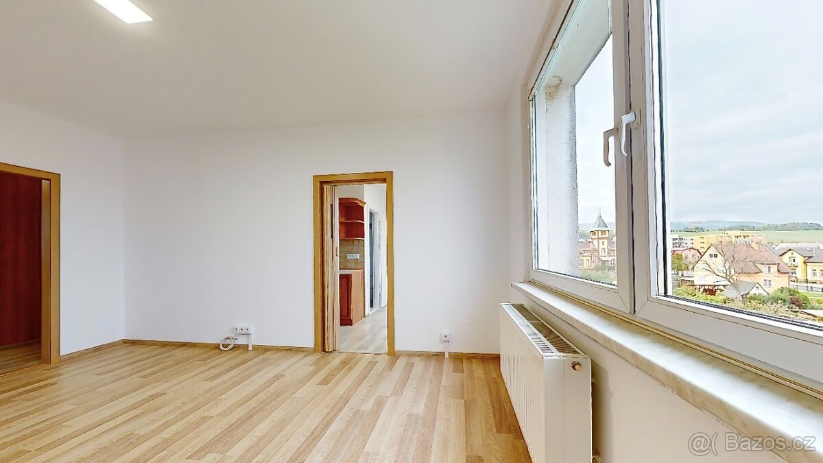 Prodej bytu 2+1 64 m² Javorník. - 3