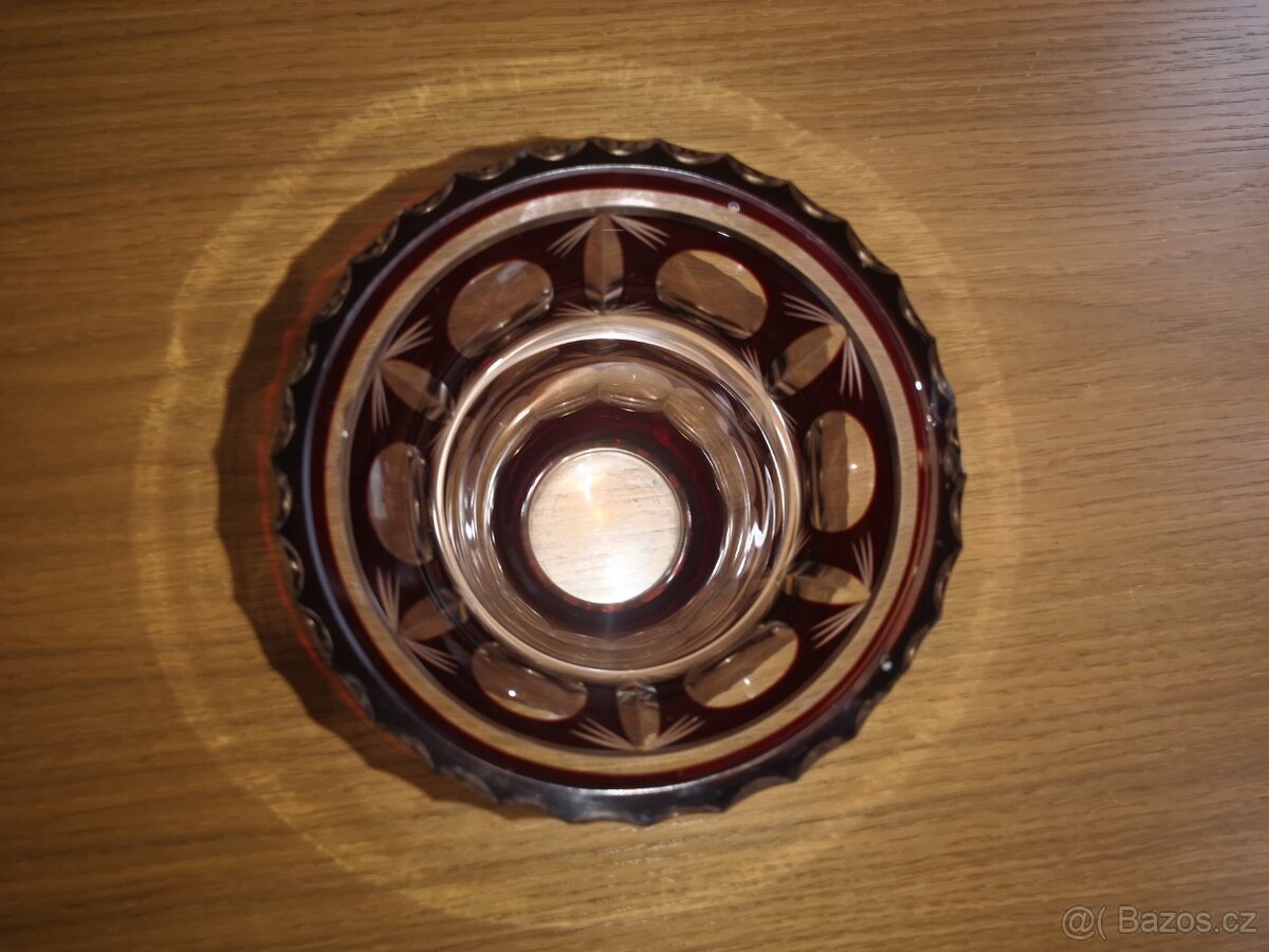 Skleněná starodávná váza - 3