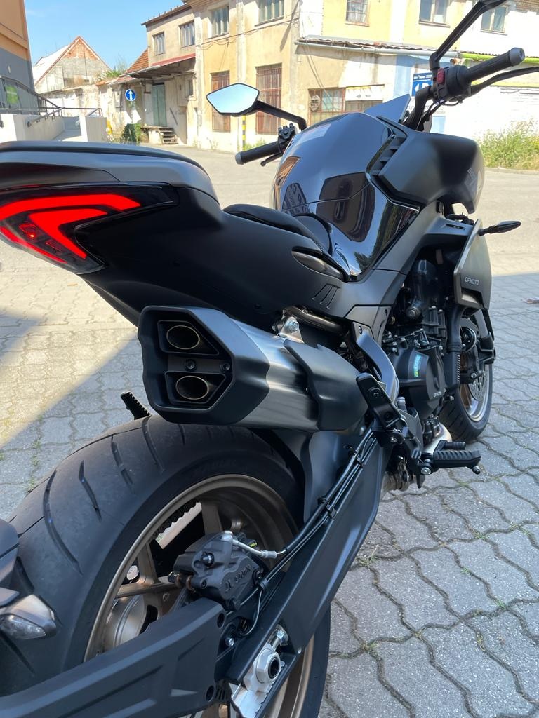 CFMOTO 800NK Advanced - 3